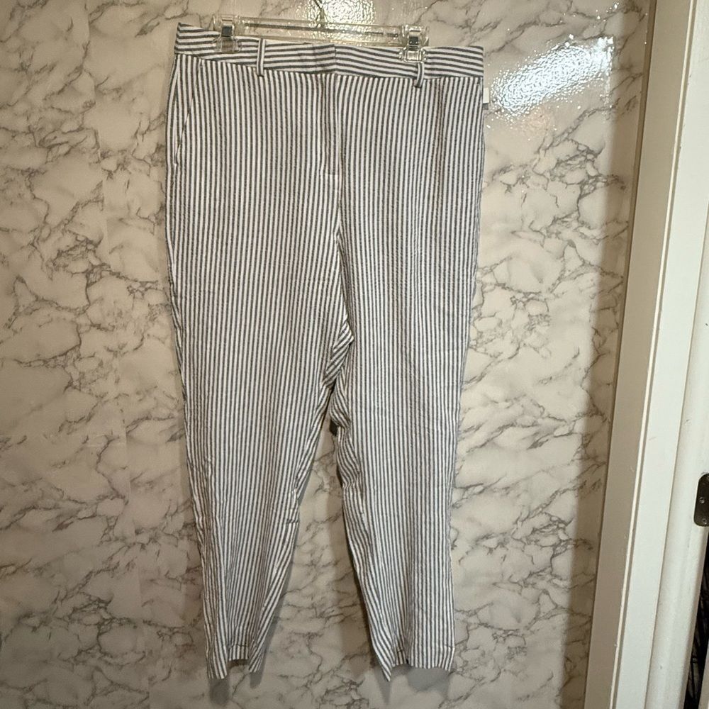 NEW Court & Rowe stone gray striped Maritime Amour lightweight trousers Size 12